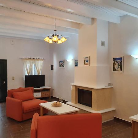 Villa Korakades Екстер'єр фото