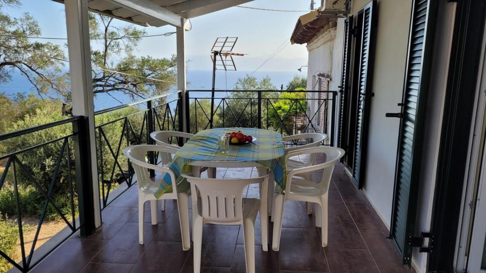 Villa Korakades Екстер'єр фото