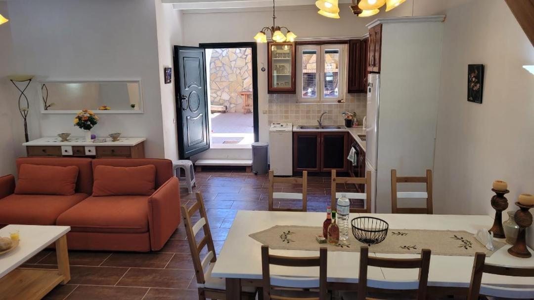 Villa Korakades Екстер'єр фото