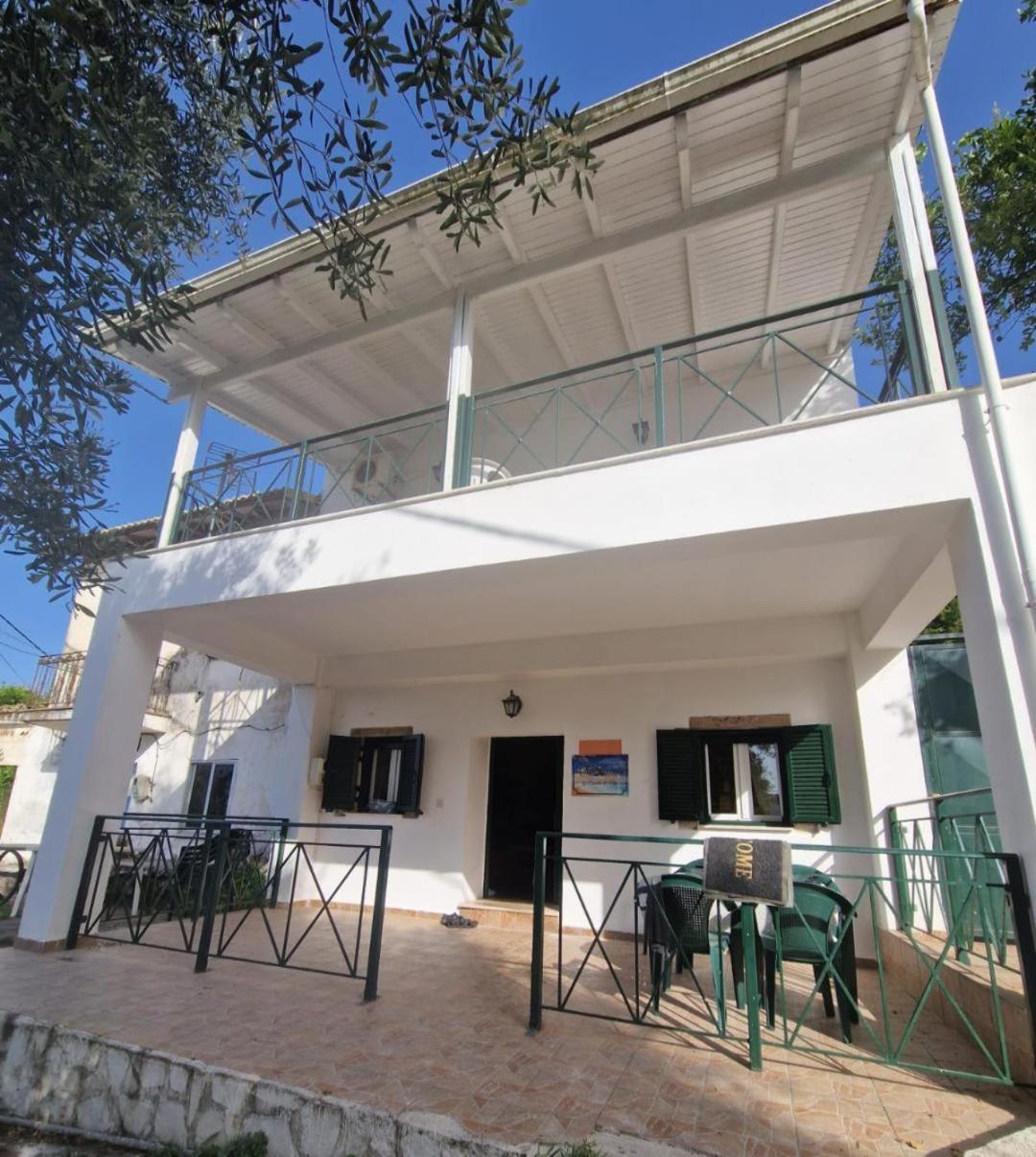 Villa Korakades Екстер'єр фото